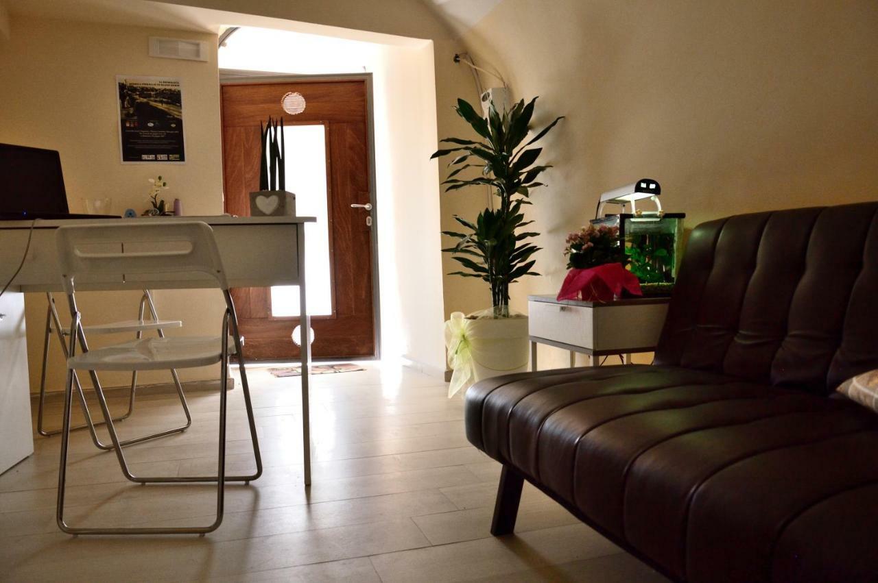 B&B Il Golfo Delle Sirene Bisceglie Bagian luar foto