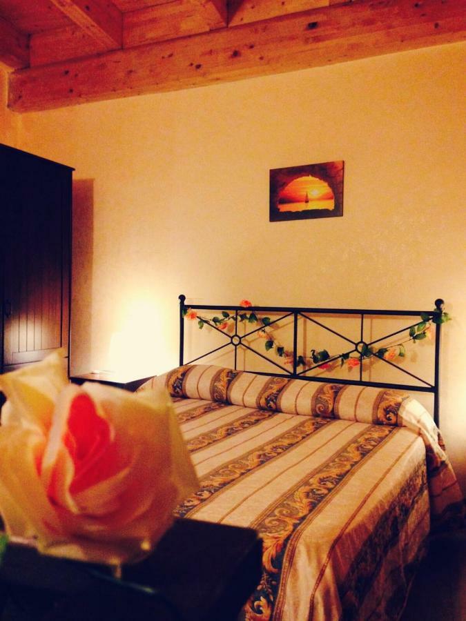 B&B Il Golfo Delle Sirene Bisceglie Bagian luar foto